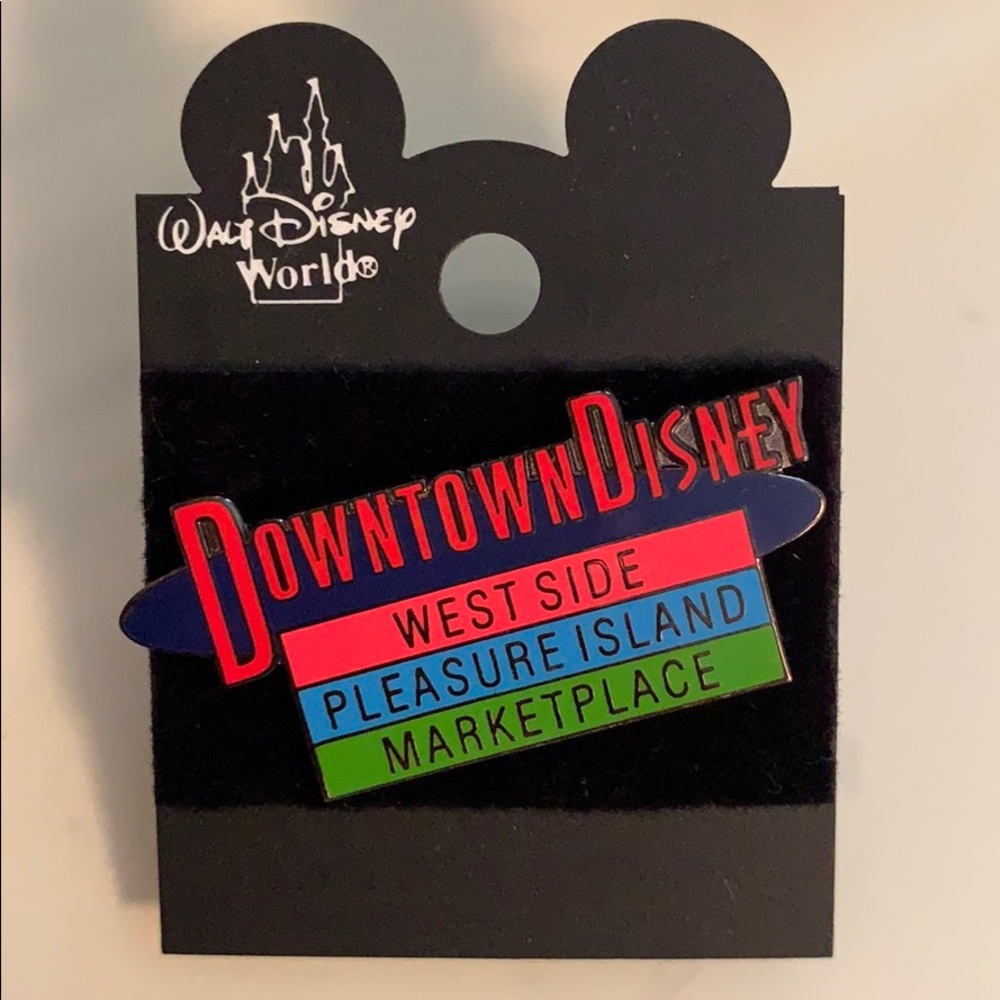 Disney pin